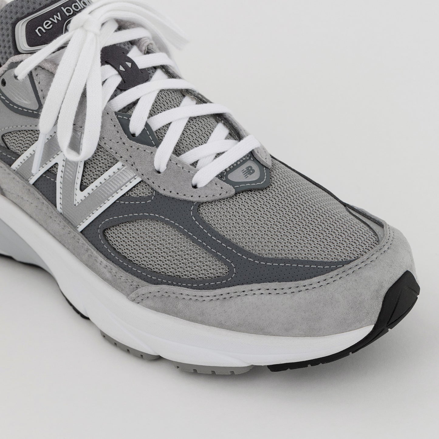 NEW BALANCE MADE IN USA PERFORMANCE SNEAKER
